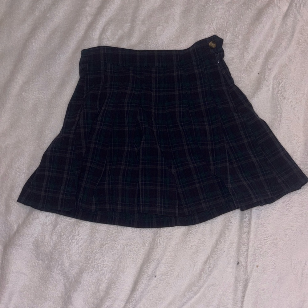 American Eagle Pleated Plaid Skirt